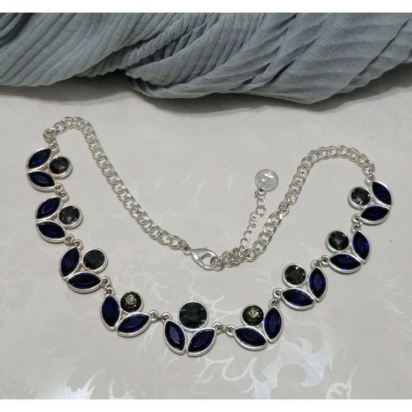 🌷Liz CLAIBORNE Rhinestone TULIP Necklace Perfect for Easter or MOM - Picture 2 of 6